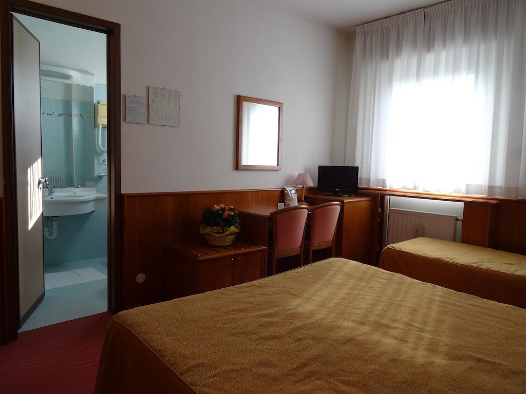 Hotel Roma Cividale del Friuli Pokoj fotografie