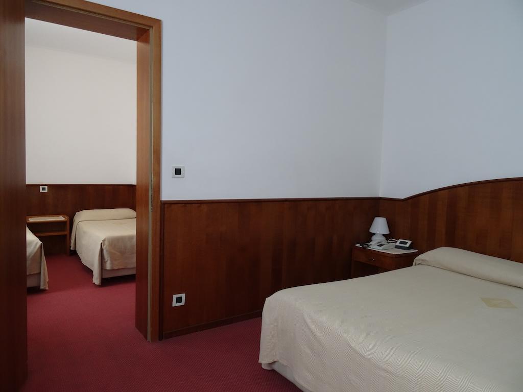 Hotel Roma Cividale del Friuli Pokoj fotografie